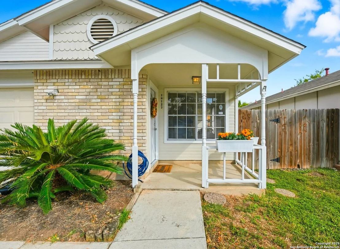 Photo of 10127 Pebblestone