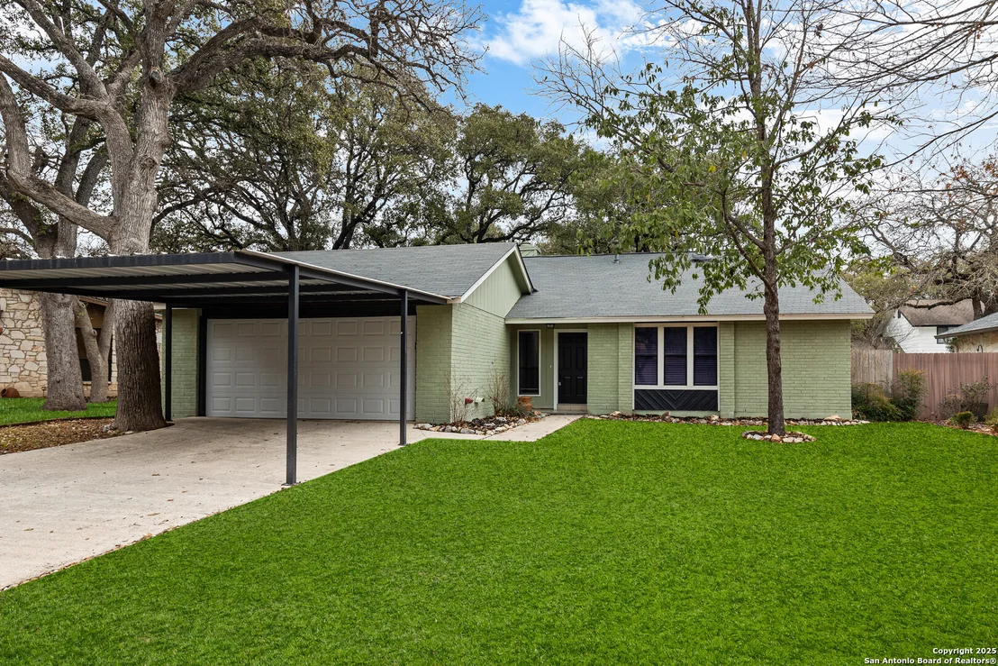 Photo of 2511 Old Trail