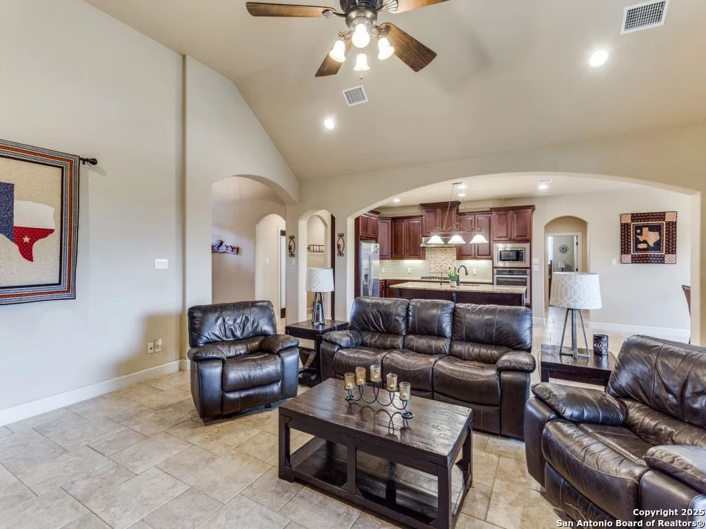 Photo of 332 Bosque Rdg