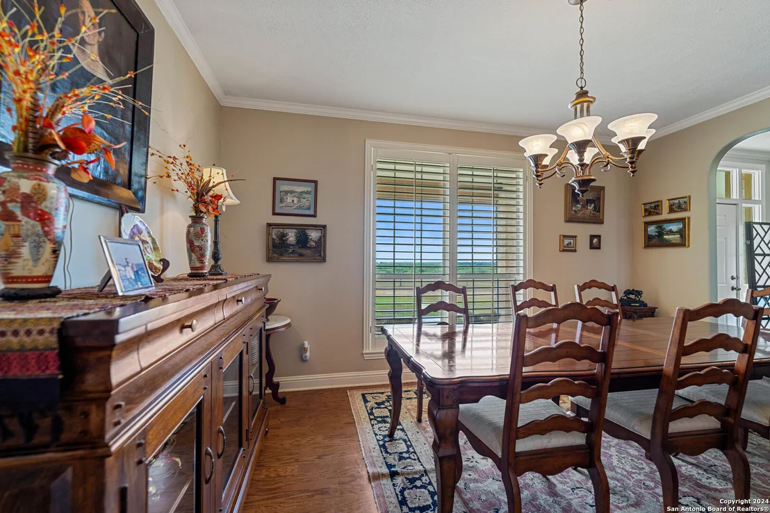 Photo of 6402 County Road 345