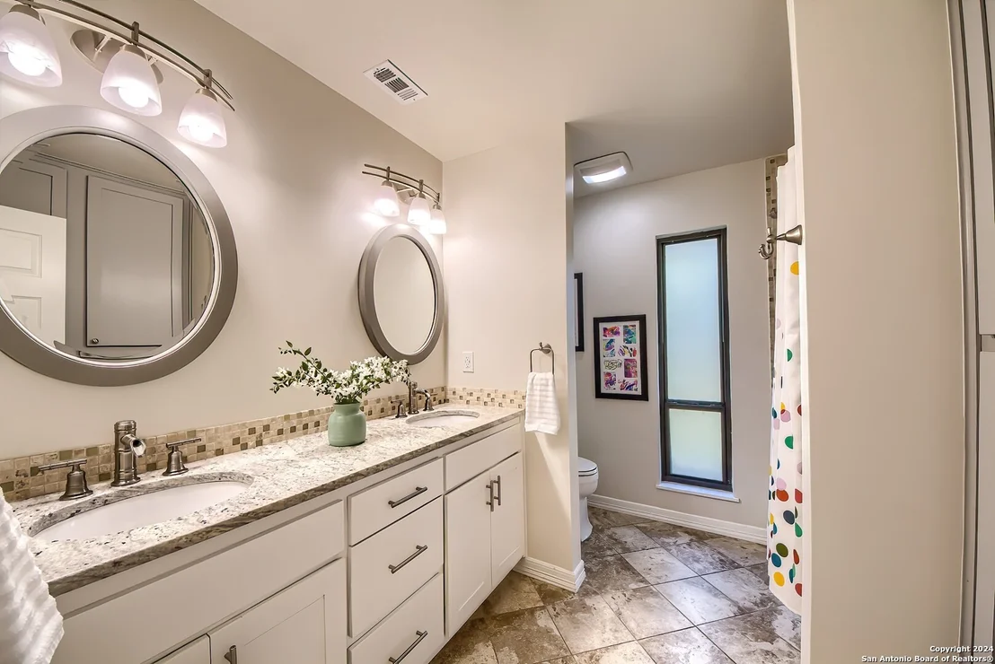 Photo of 7250 Pimlico