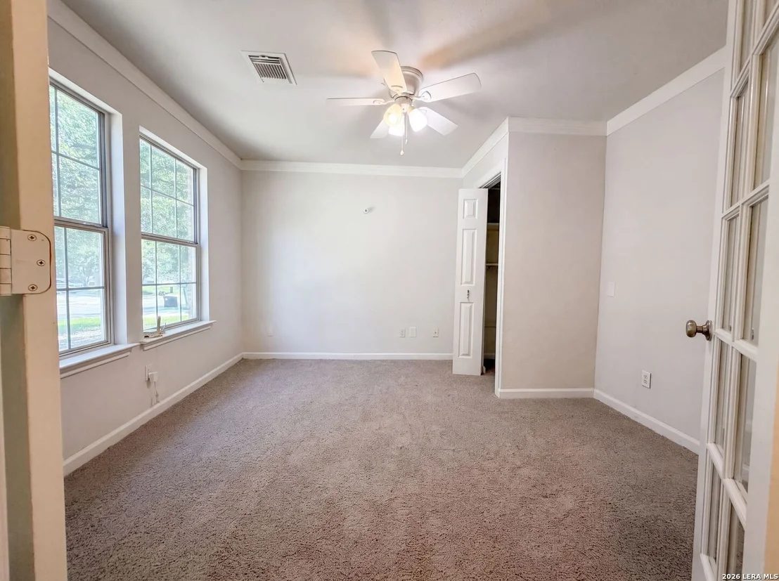 Photo of 1620 SUNVIEW CIR