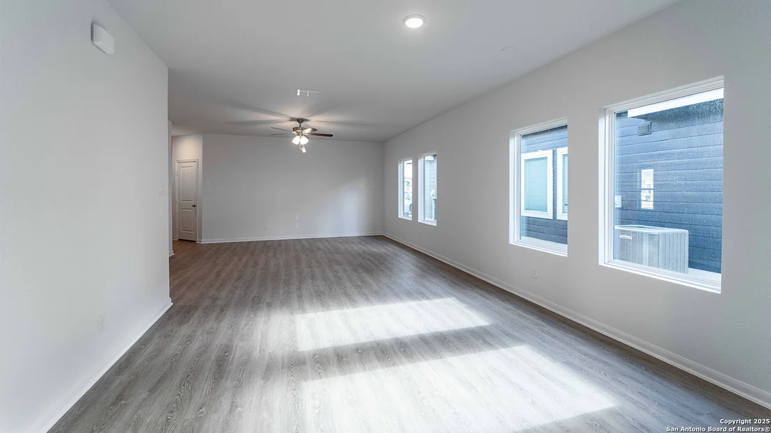 Photo of 11154 Schmidt Lane