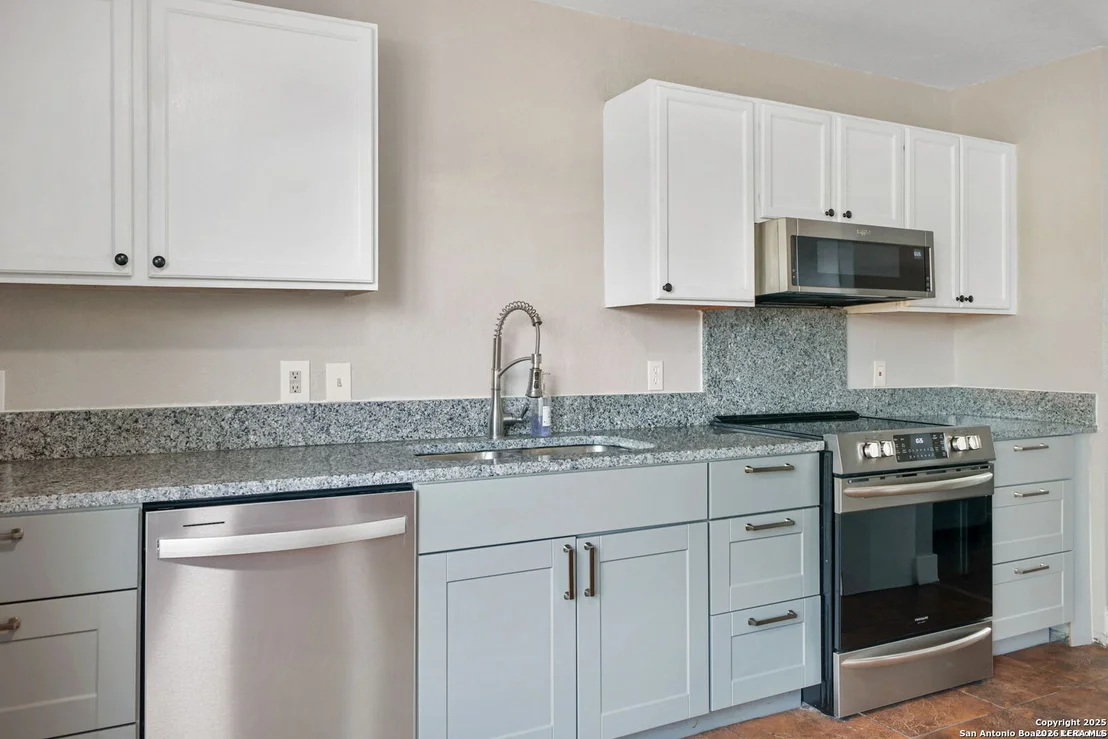 Photo of 3422 Quintana Trl