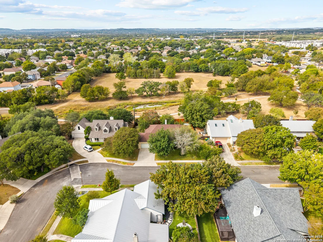 Photo of 141 Oak Knoll