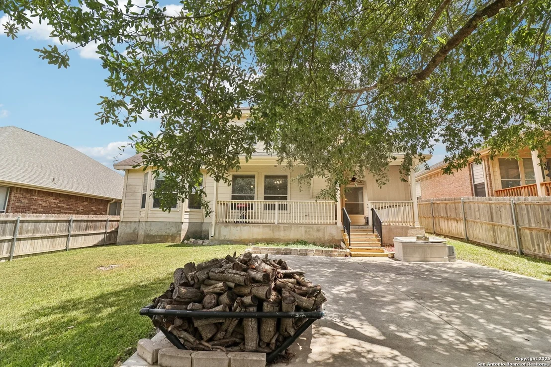 Photo of 685 La Bahia Loop