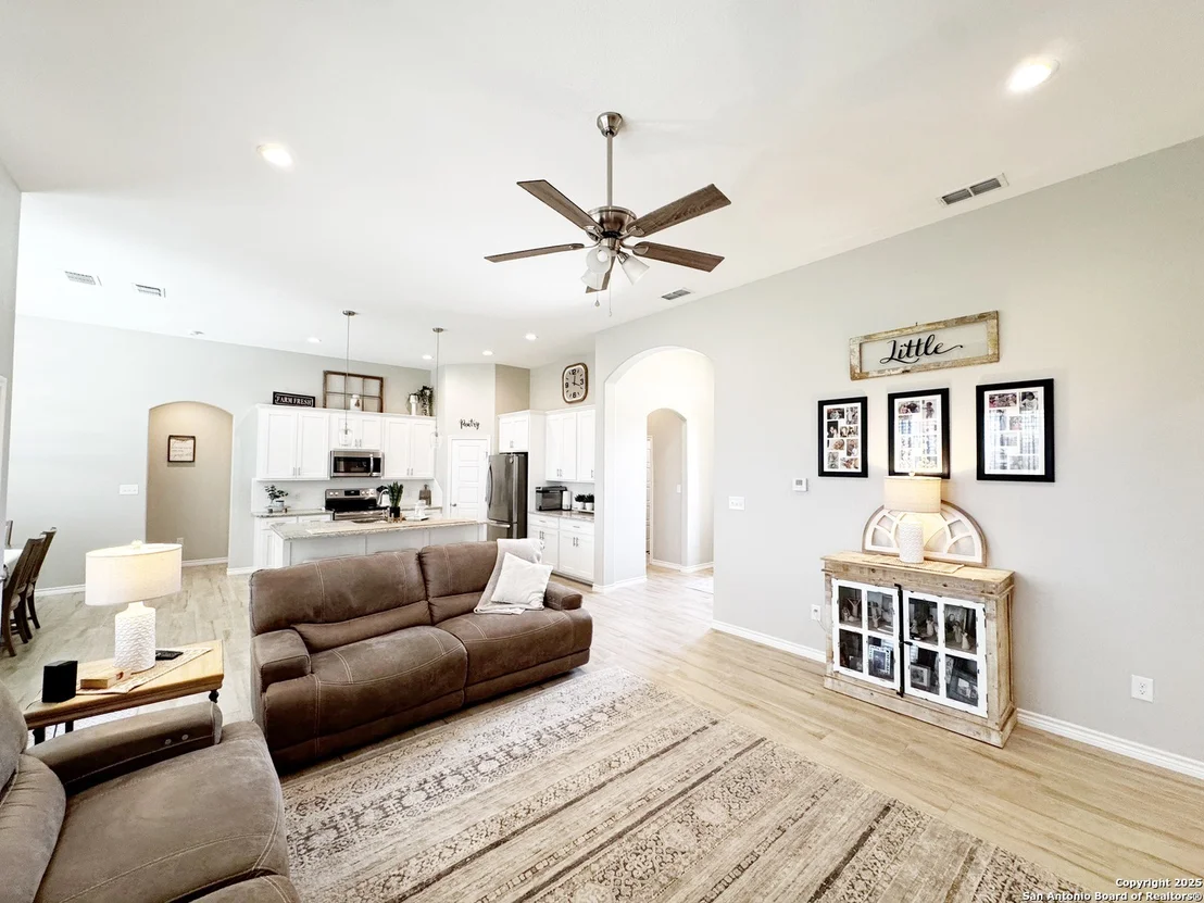 Photo of 1683 Vista View