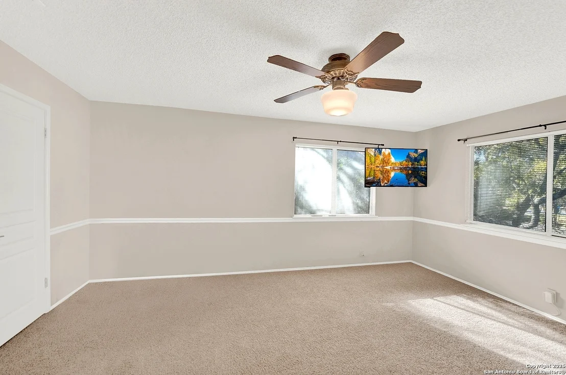 Photo of 121 SPYGLASS