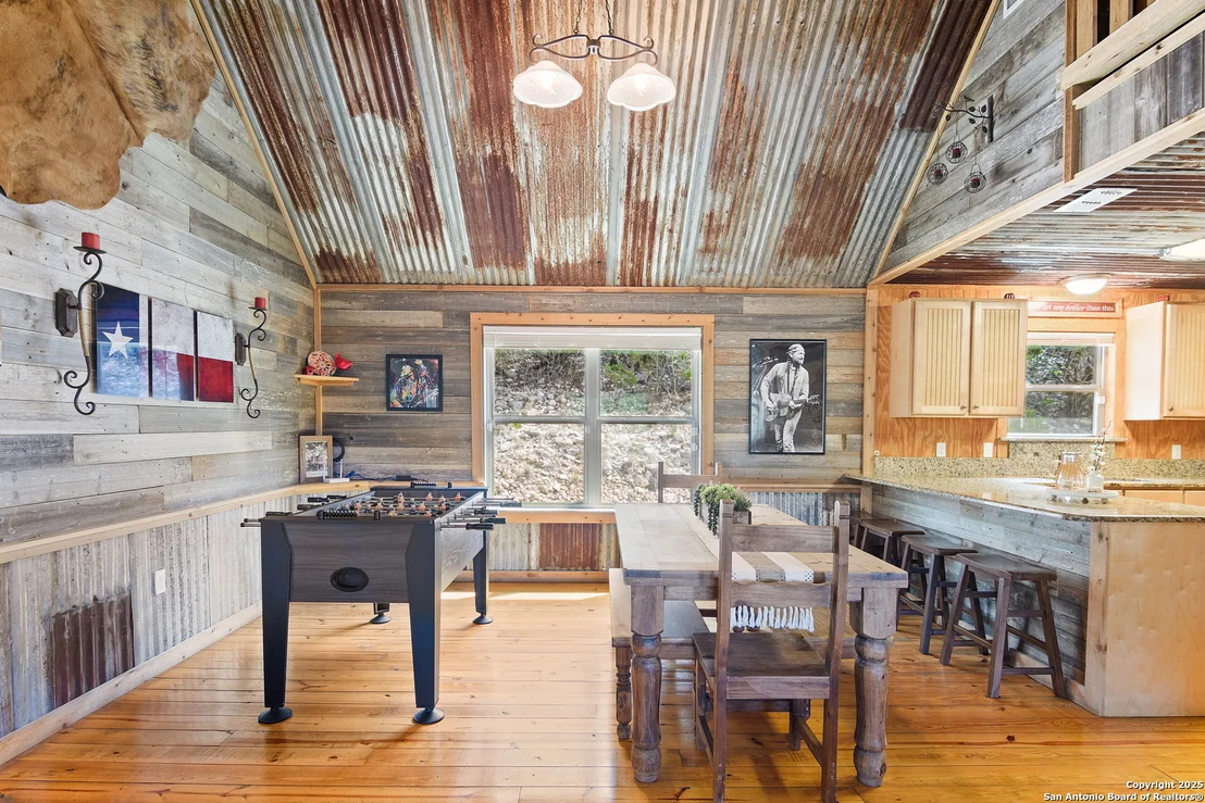 Photo of 420 Canyon Oaks