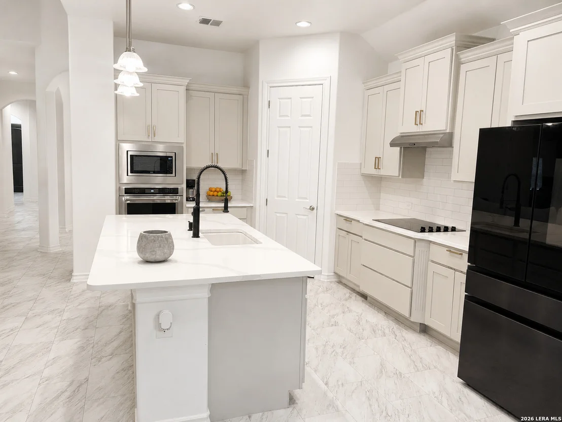 Photo of 1603 Oak Willow