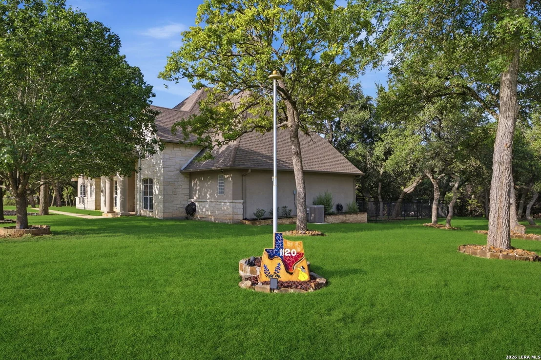 Photo of 1120 Glenwood Loop