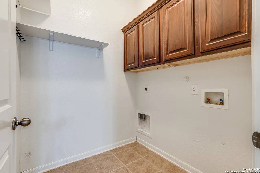 Photo of 3326 Collin Cv
