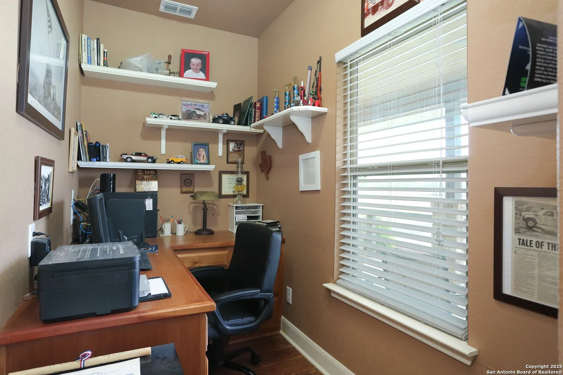 Photo of 861 County Road 464