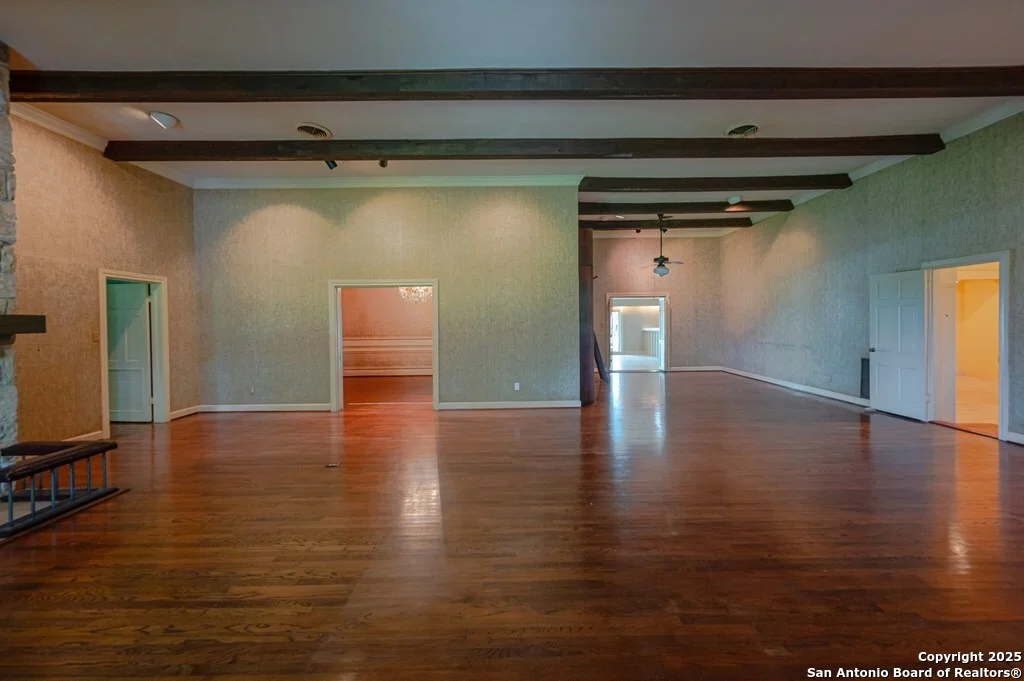 Photo of 52 Encino Loma
