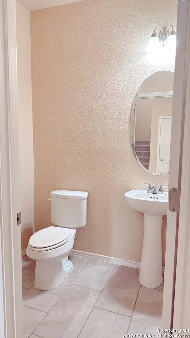 Photo of 8411 PUENTE