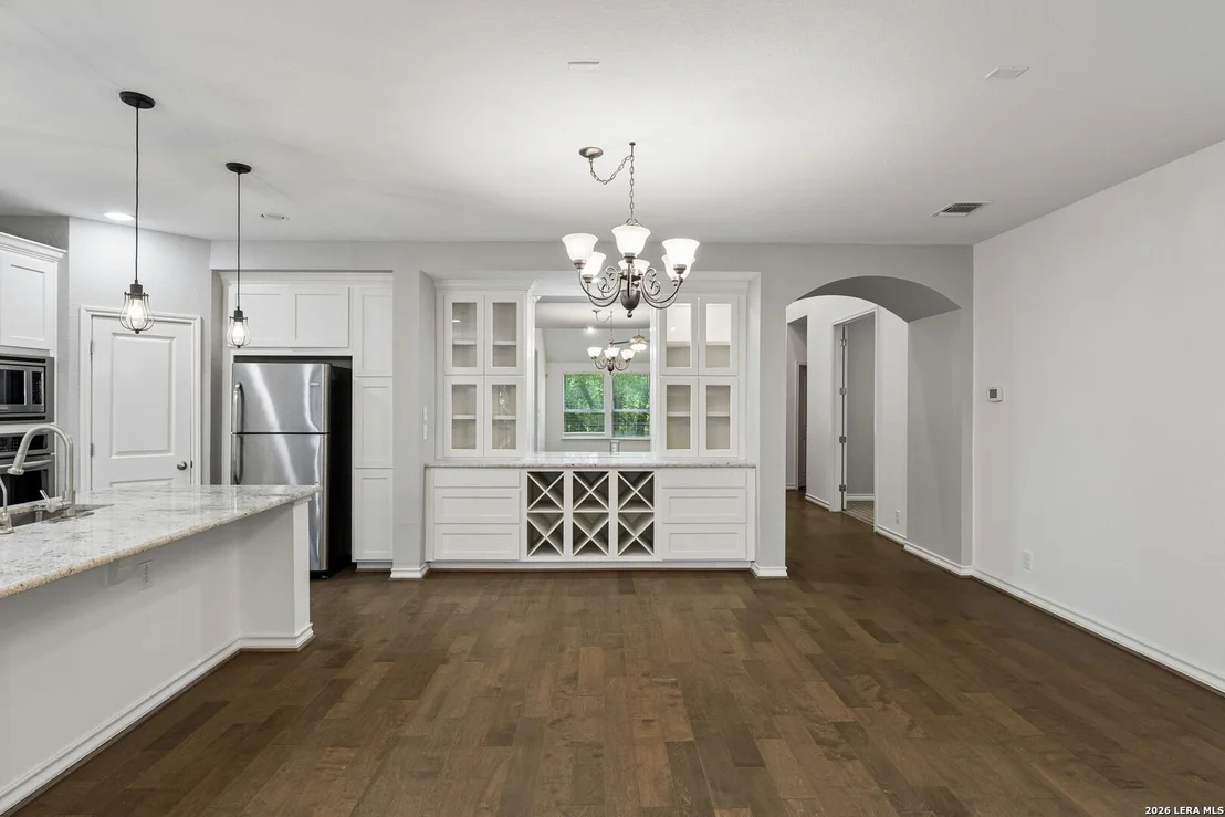 Photo of 121 Cimarron Crk
