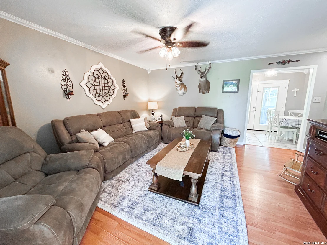 Photo of 802 W Carter