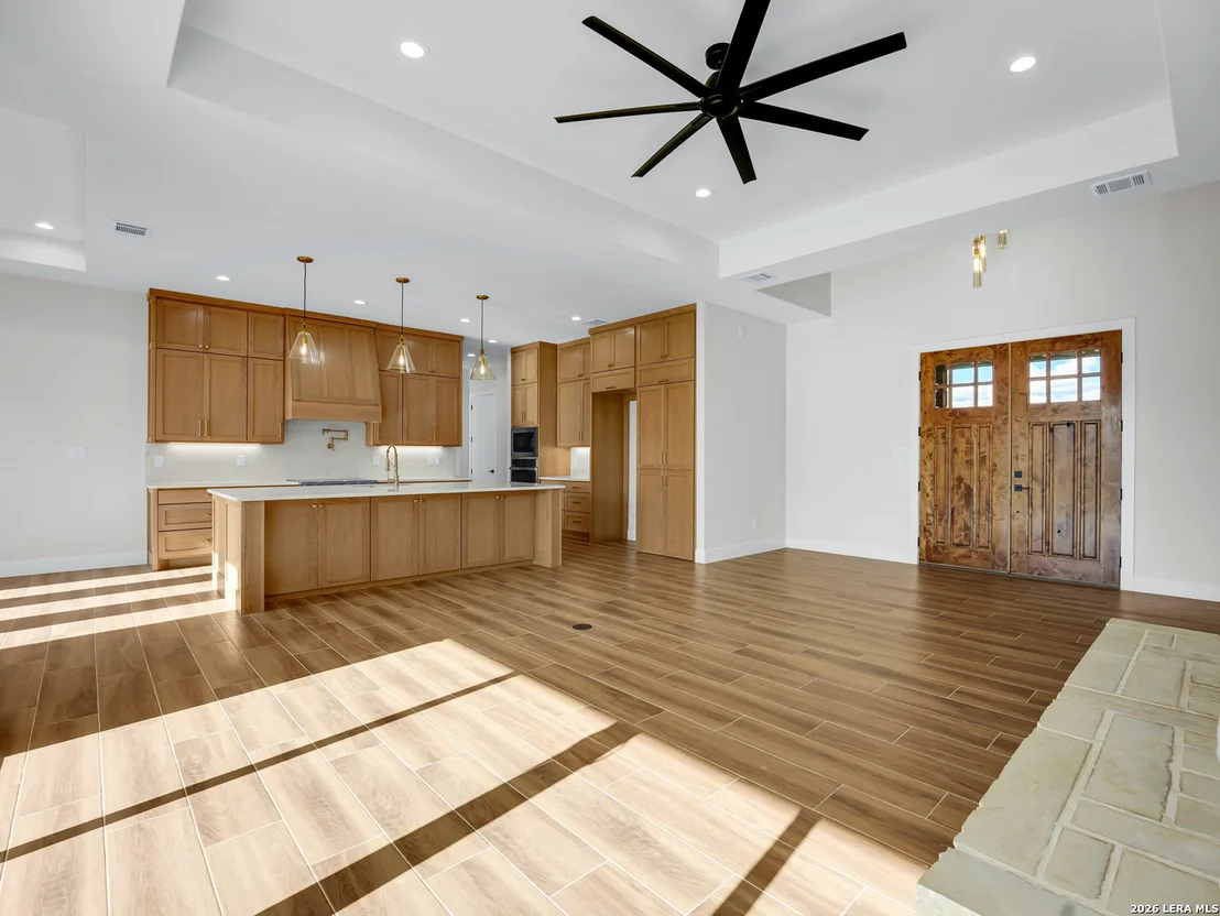 Photo of 101 W MEDIUM MEADOW DR