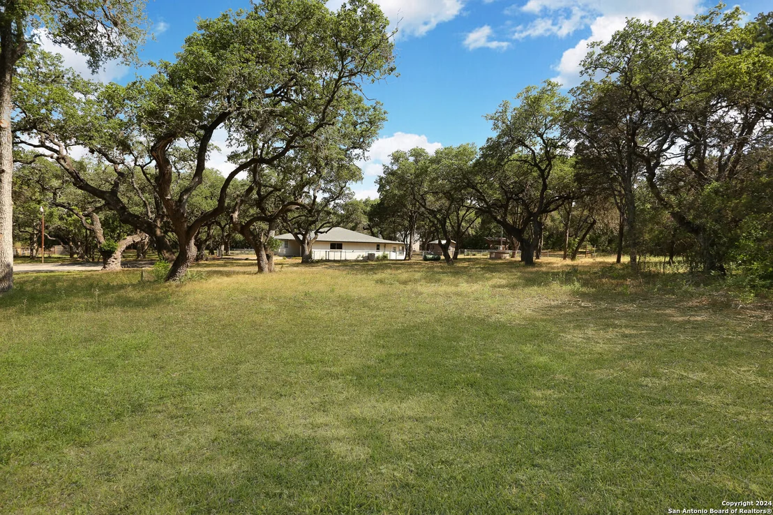 Photo of 19819 Bat Cave Rd
