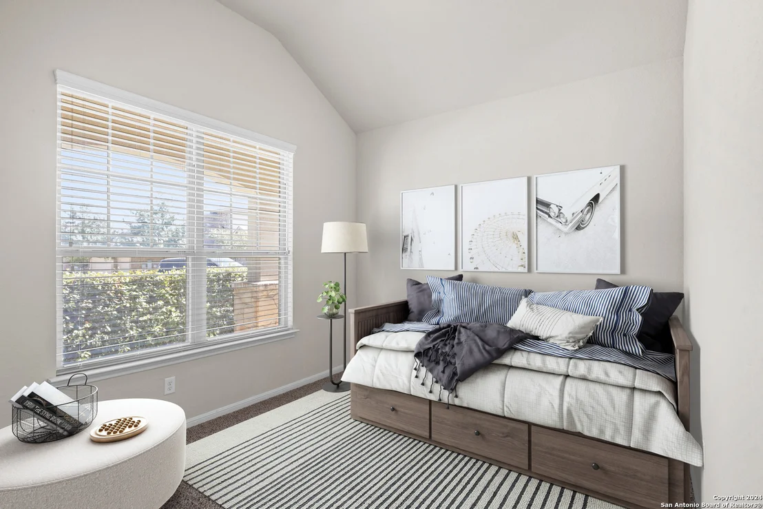 Photo of 520 MEADOW WIND