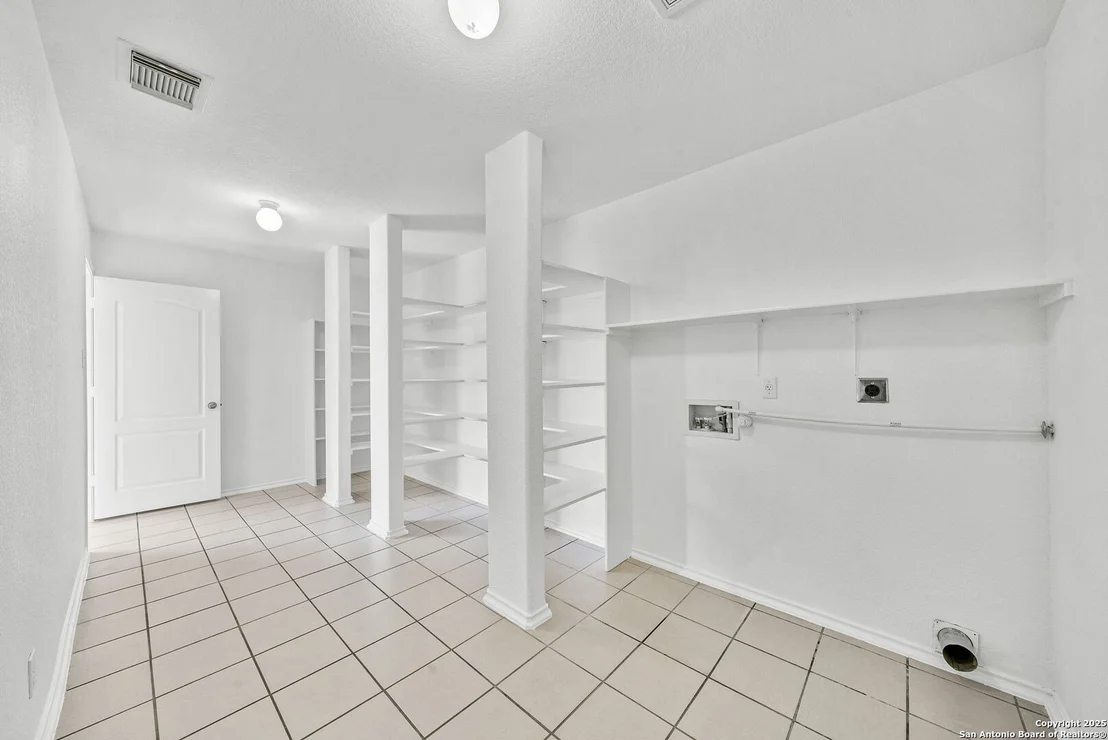 Photo of 21907 Kenton Croft