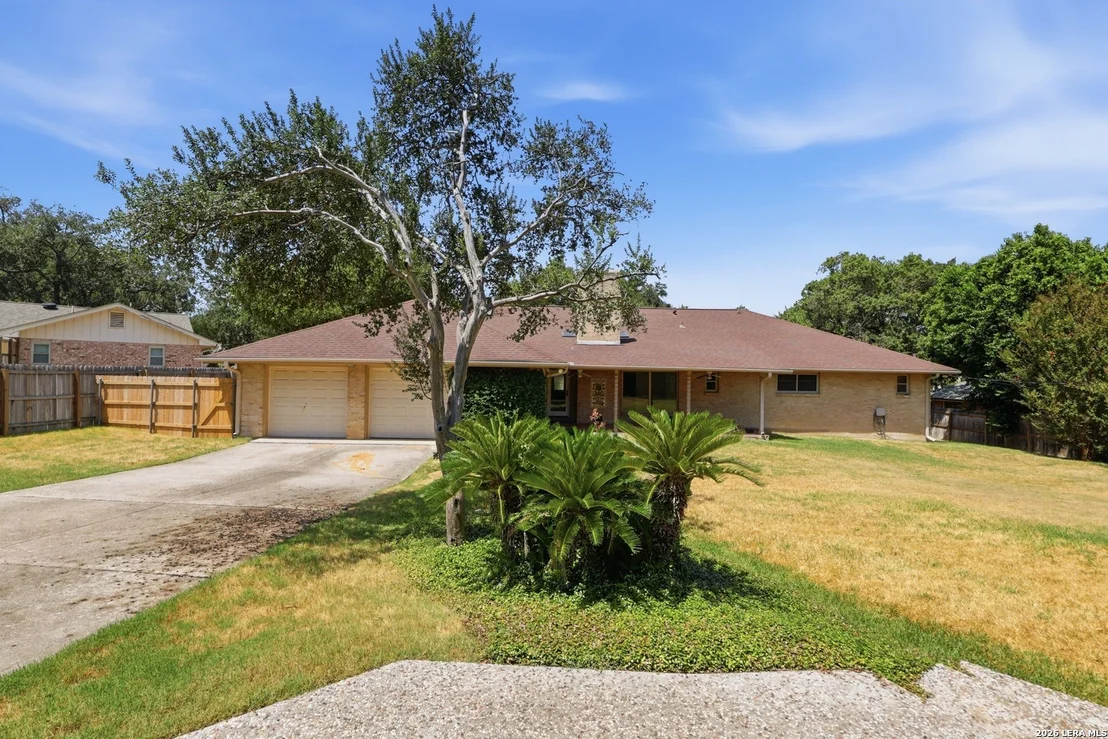 Photo of 102 IRONGATE RD