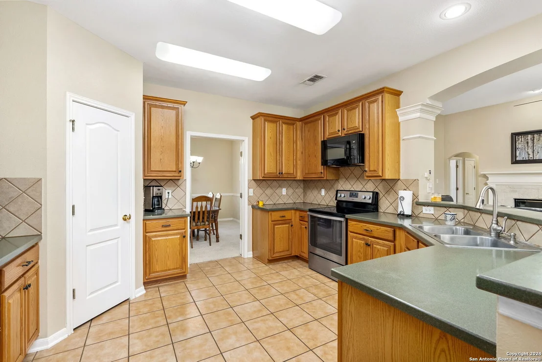 Photo of 345 COUNTY ROAD 2748