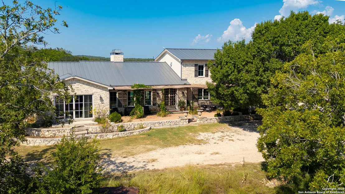 Photo of 3067 Ranch Road 1888