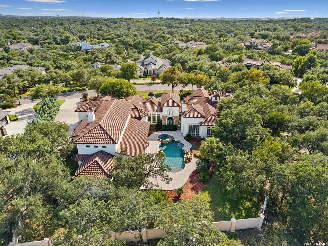 Photo of 202 WELLESLEY LOOP