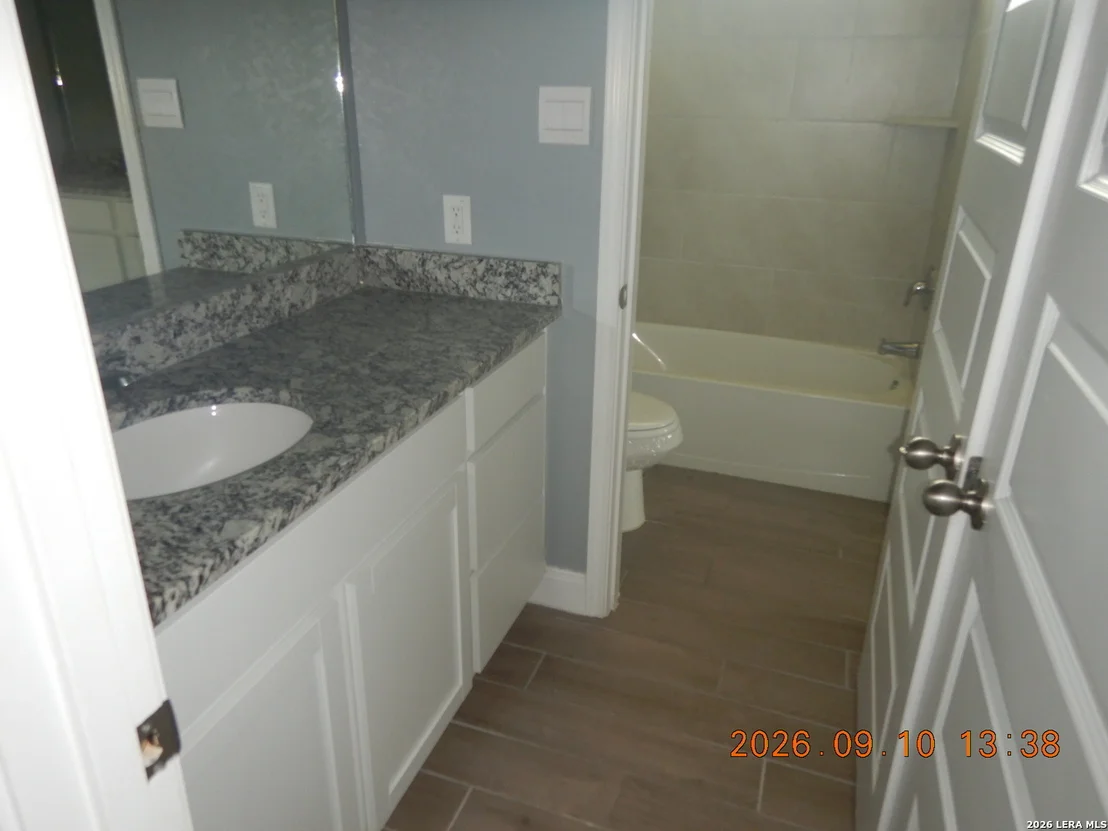 Photo of 818 Golden Shore