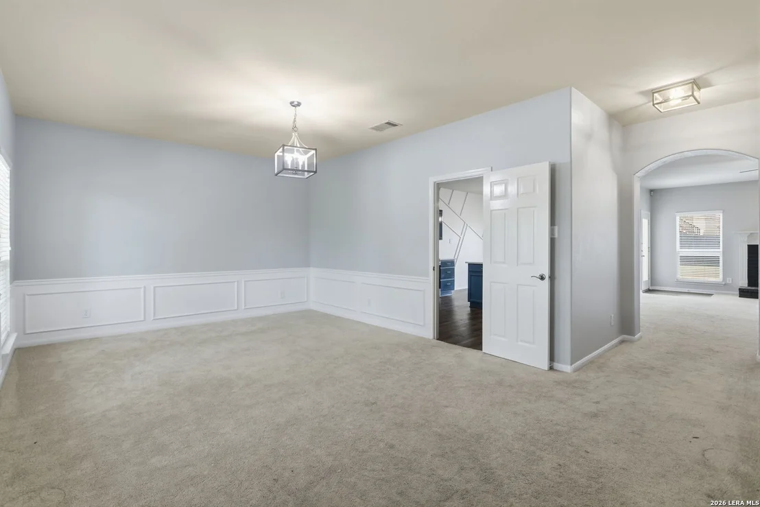 Photo of 123 Impala Cir
