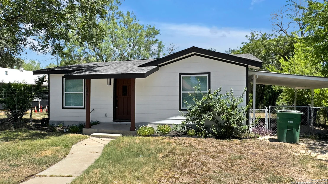 Photo of 249 Rosebud