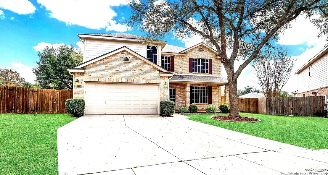 Photo of 213 SPICE OAK LN