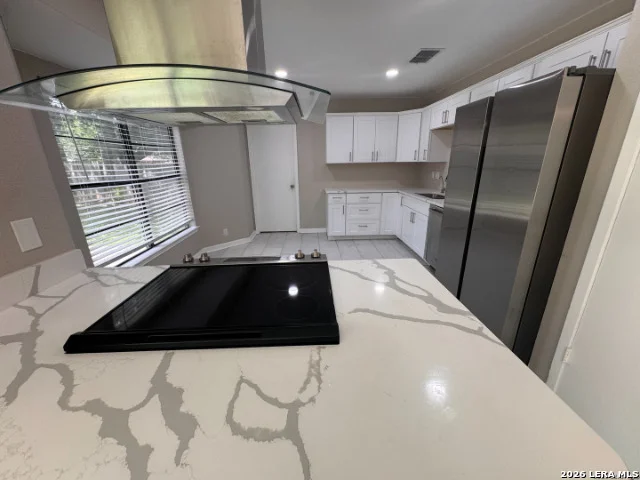 Photo of 9426 Valley Bend