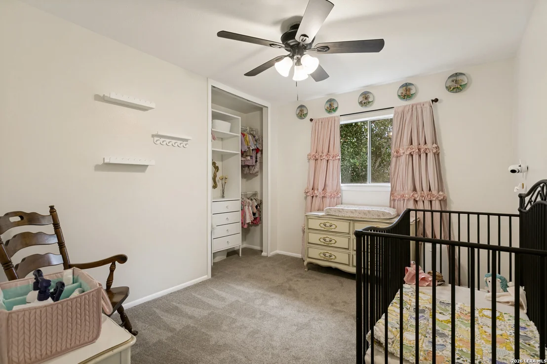 Photo of 3881 MENGER DR