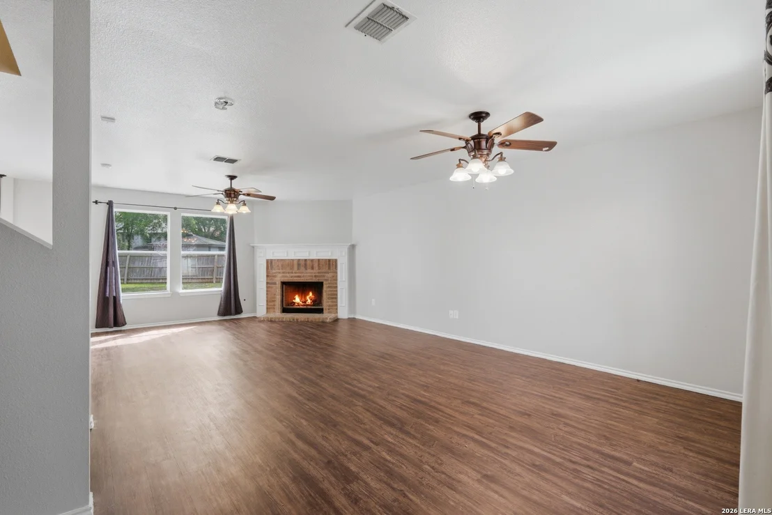 Photo of 11122 HILLSDALE LOOP