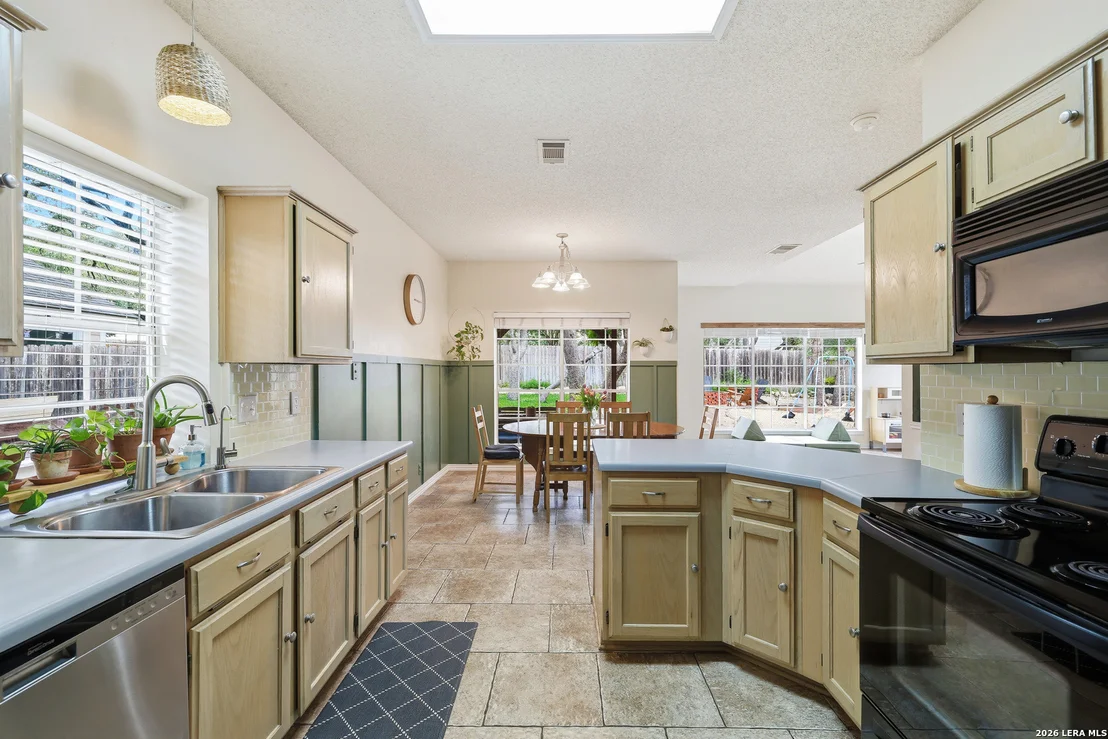 Photo of 11650 Foxford