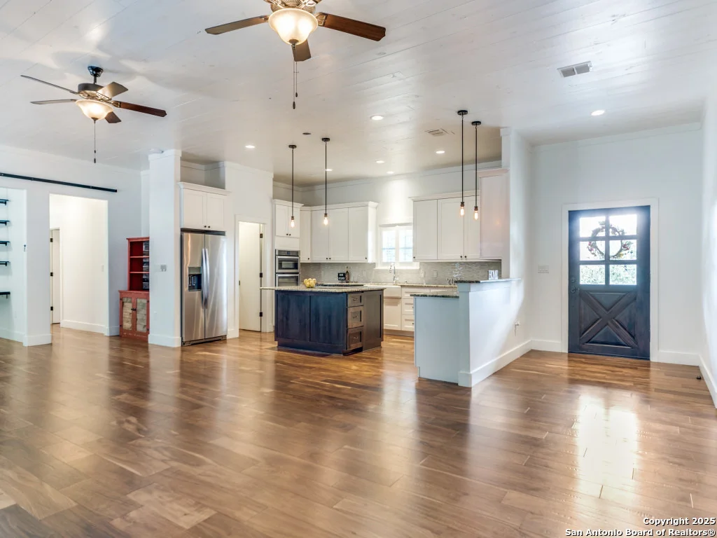 Photo of 2521 Bay Hill