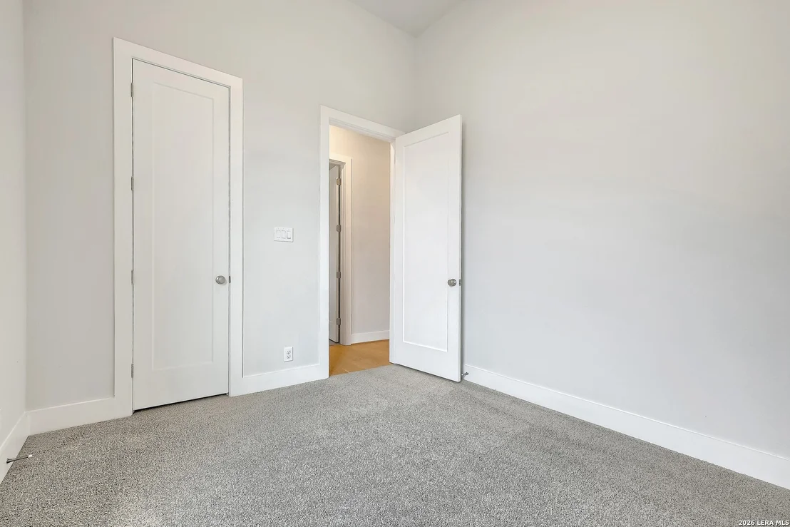 Photo of 457 Westmont