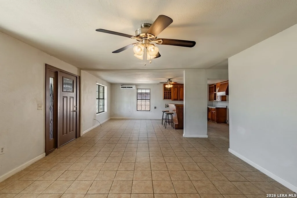Photo of 1730 Calle Coyunda