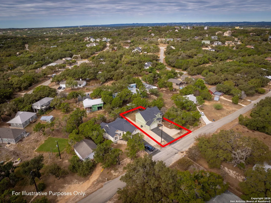Photo of 1672 Hillcrest Forest