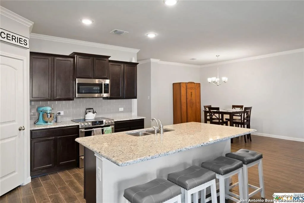 Photo of 913 Cypress Ml