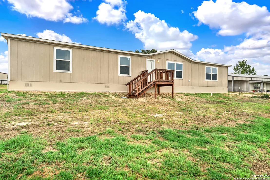 Photo of 166 COUNTY ROAD 324