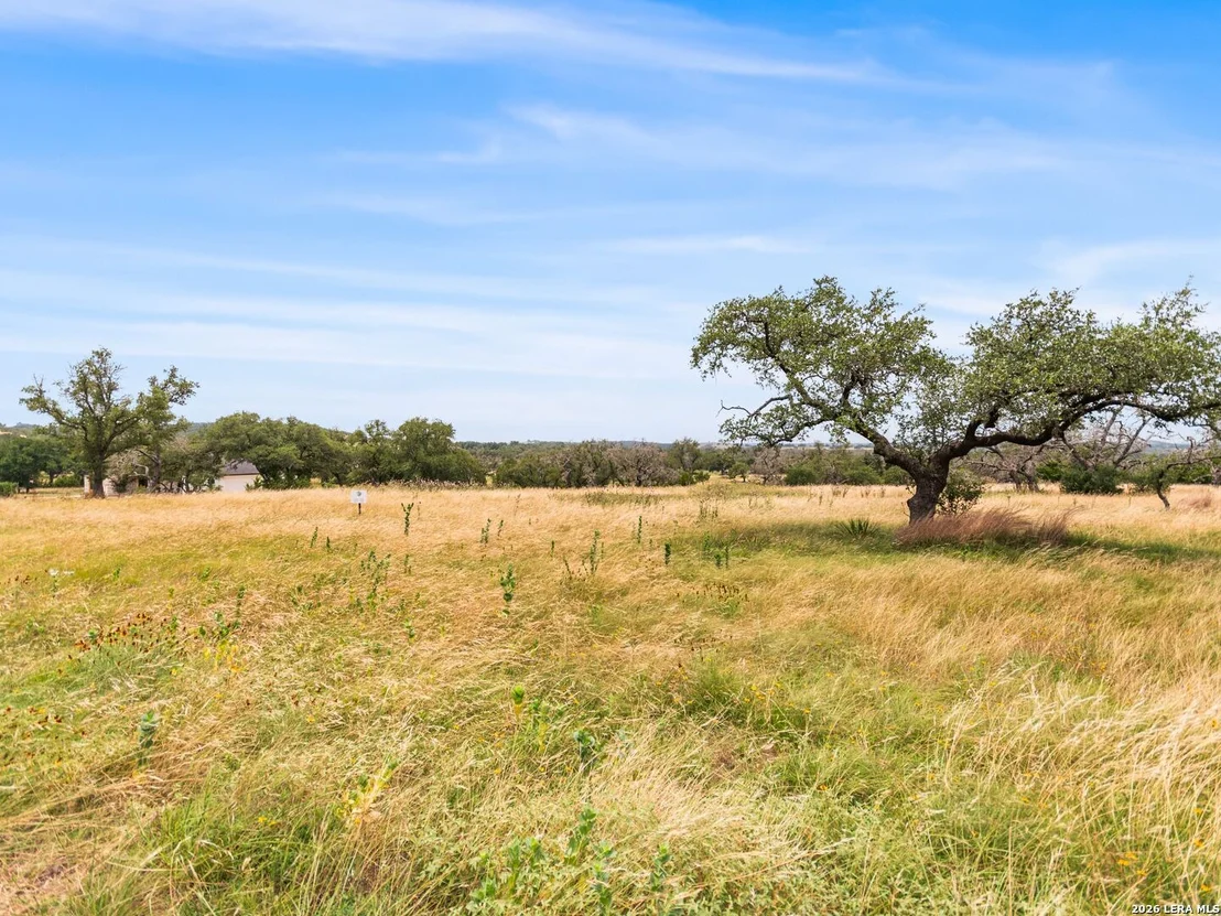 Photo of LOT 88 Axis Circle
