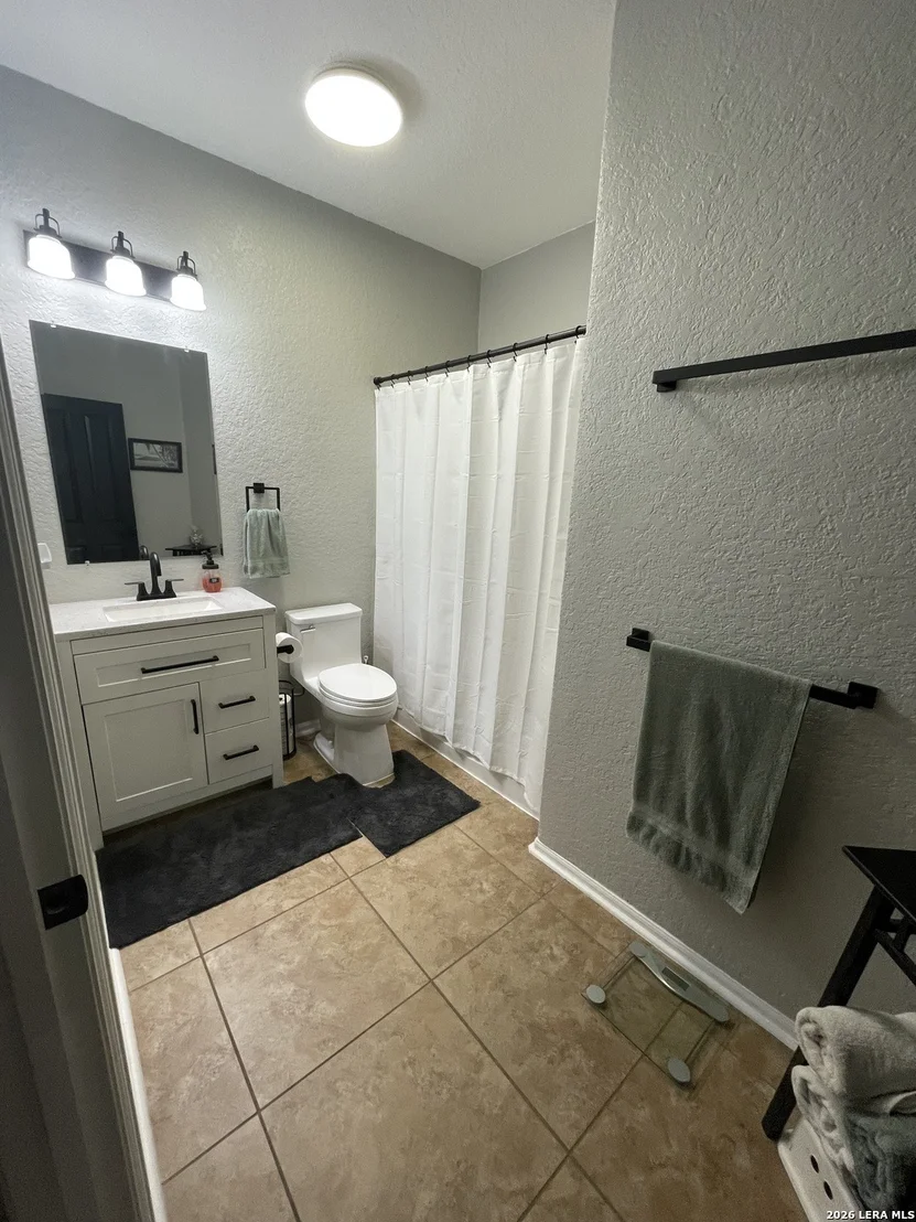 Photo of 4903 Green Jameson