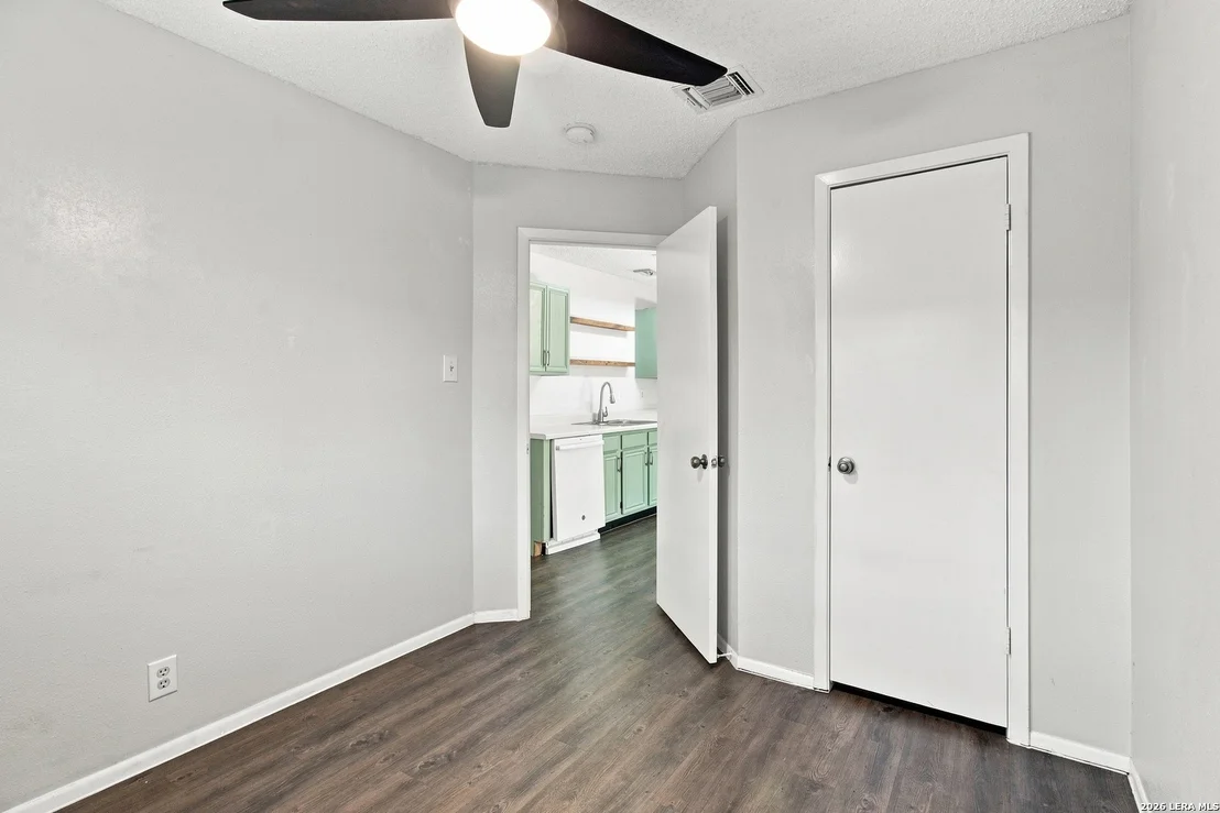Photo of 13014 Cavern Park Dr