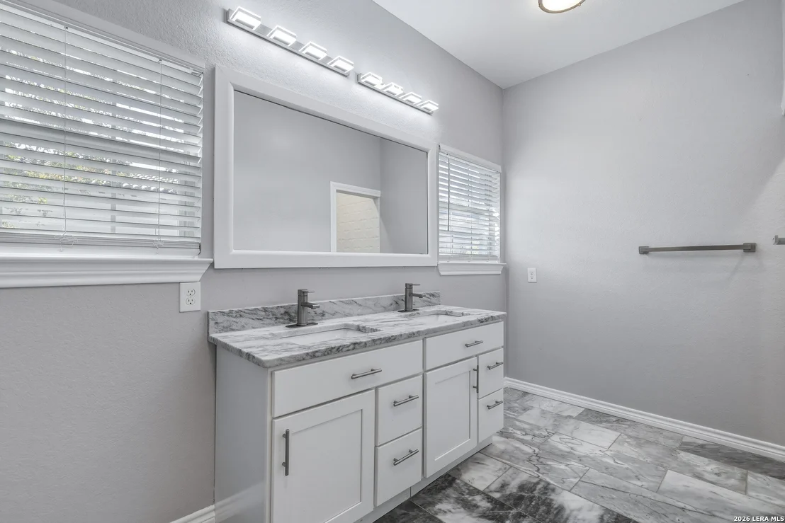 Photo of 825 Eventide