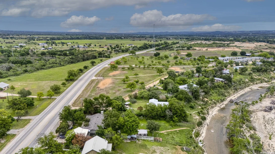 Photo of 5987 HIGHWAY 27