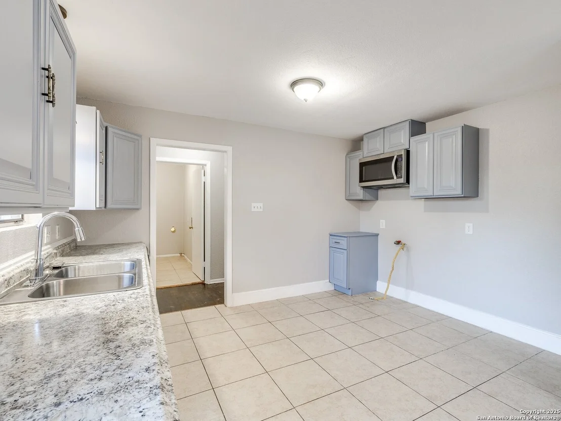 Photo of 302 REGENT