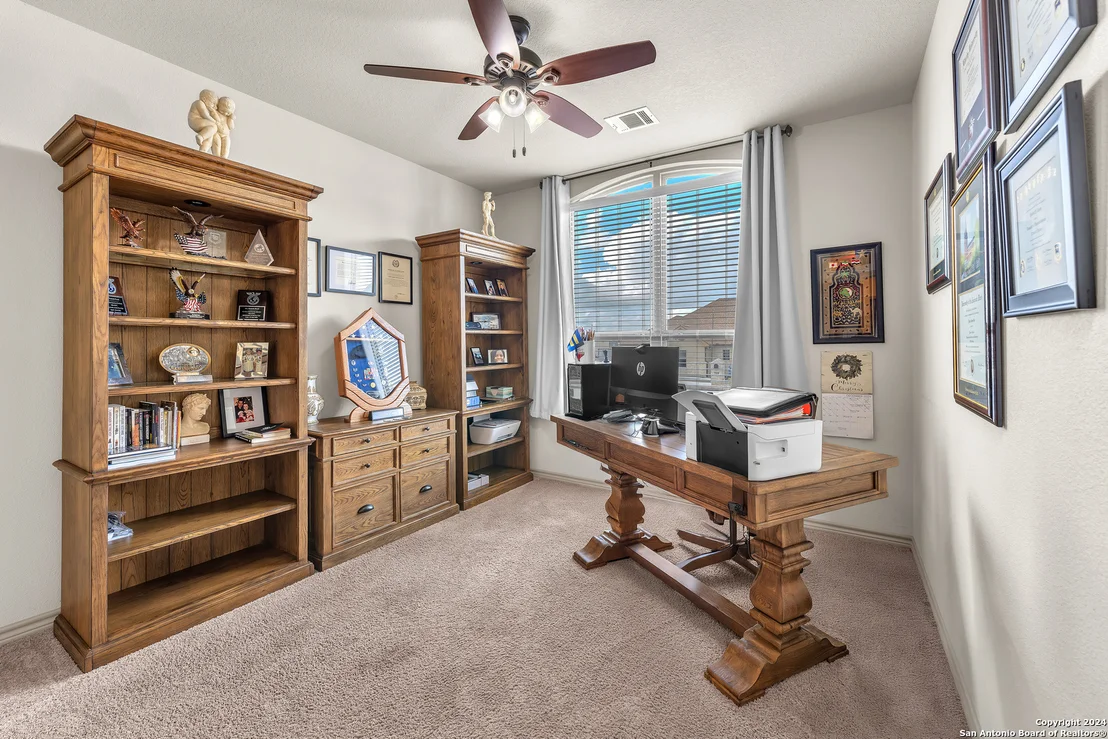 Photo of 714 Abbott Rdg